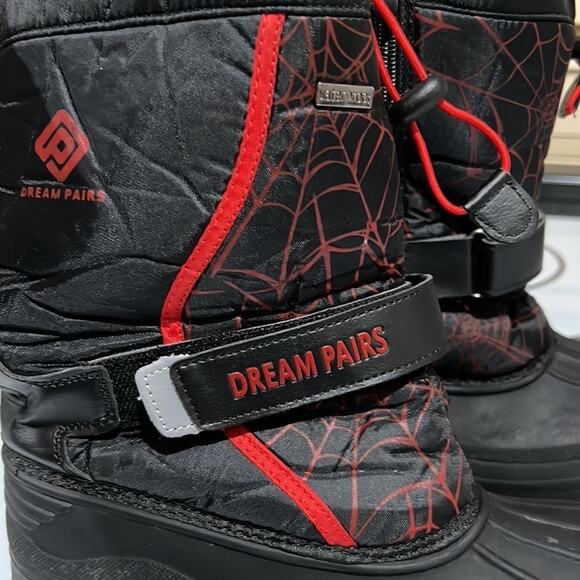 Dream Pairs Kids Kamick Insulated Winter Snow Boots Black Red Sz 4 - Picture 2 of 9